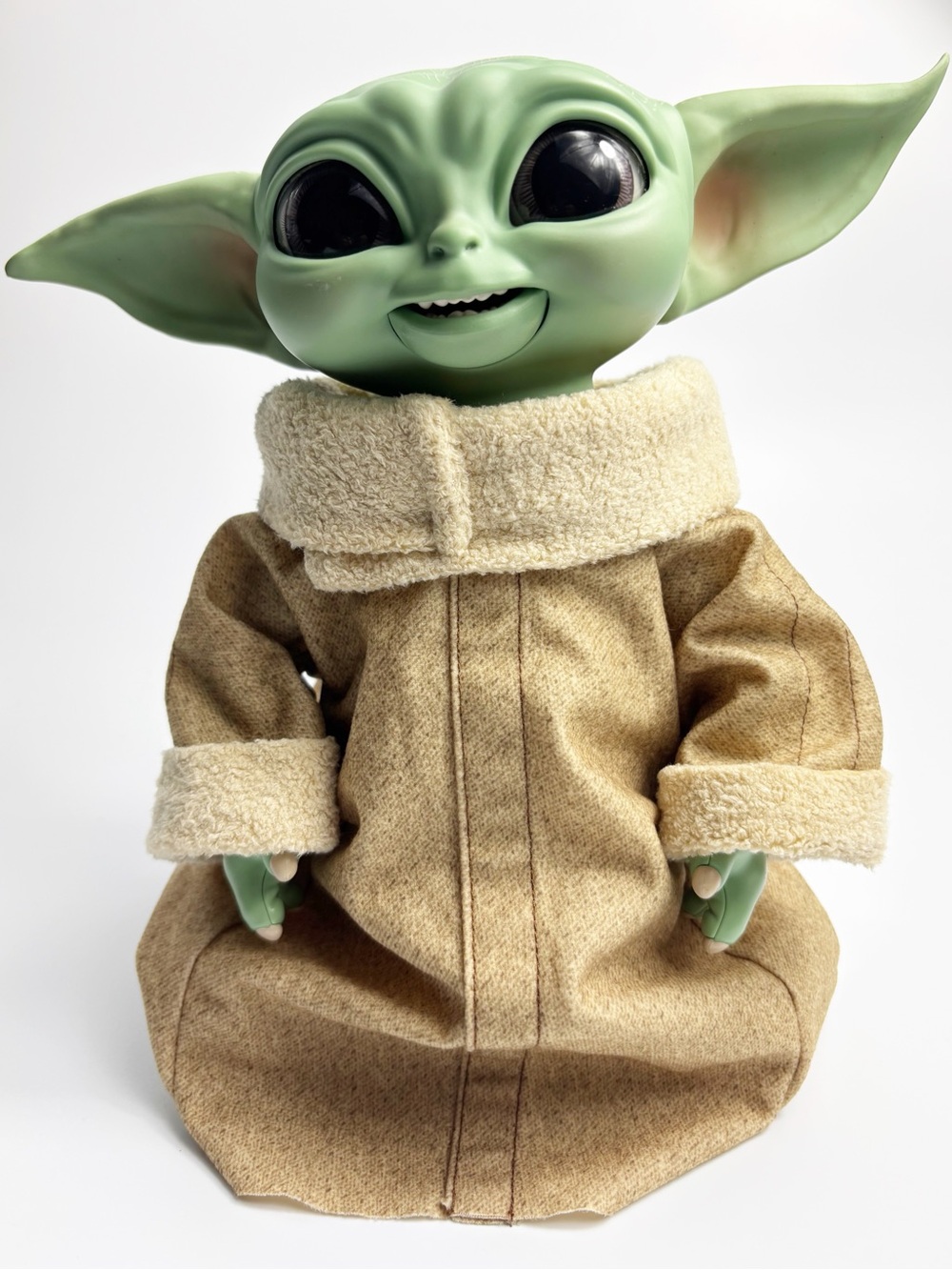 Hasbro Baby Yoda Grogu Child Star Wars Mandalorian 9” Motion Talking Doll Tested